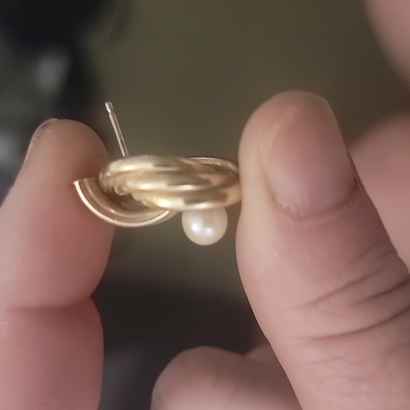 14 k gold earring with pearl - Picture 5 of 5